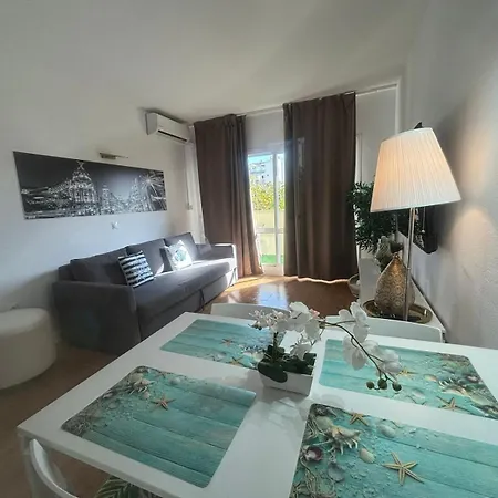 Апартаменти Deluxe En Benalbeach By Benalnova